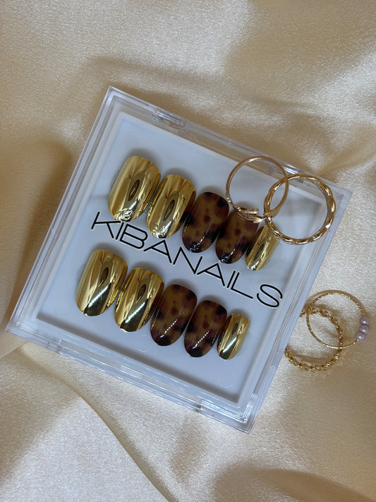 Press-On Nails Golden Amber