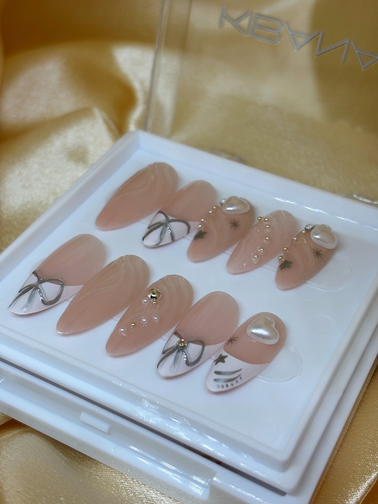 Press-On Nails Incheon Romance