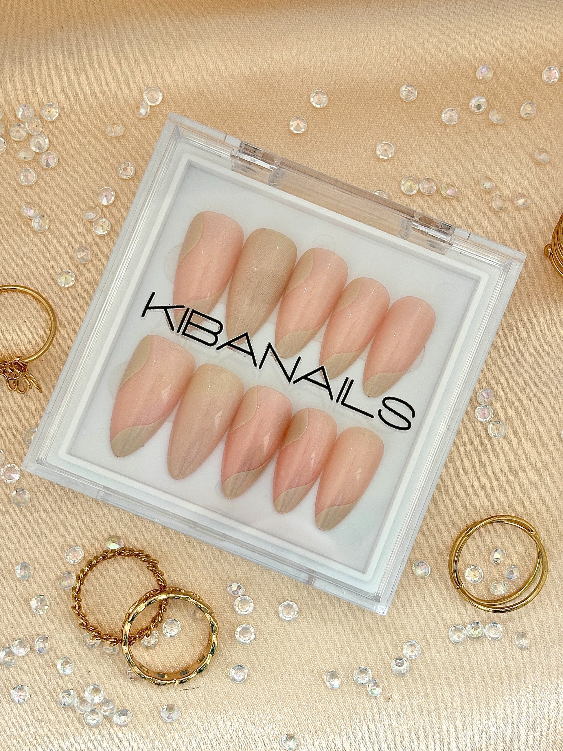 Press-On Nails Milky Honey