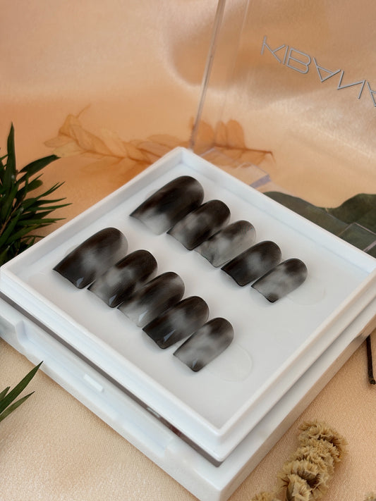 Press-On Nails Smoke & Marble