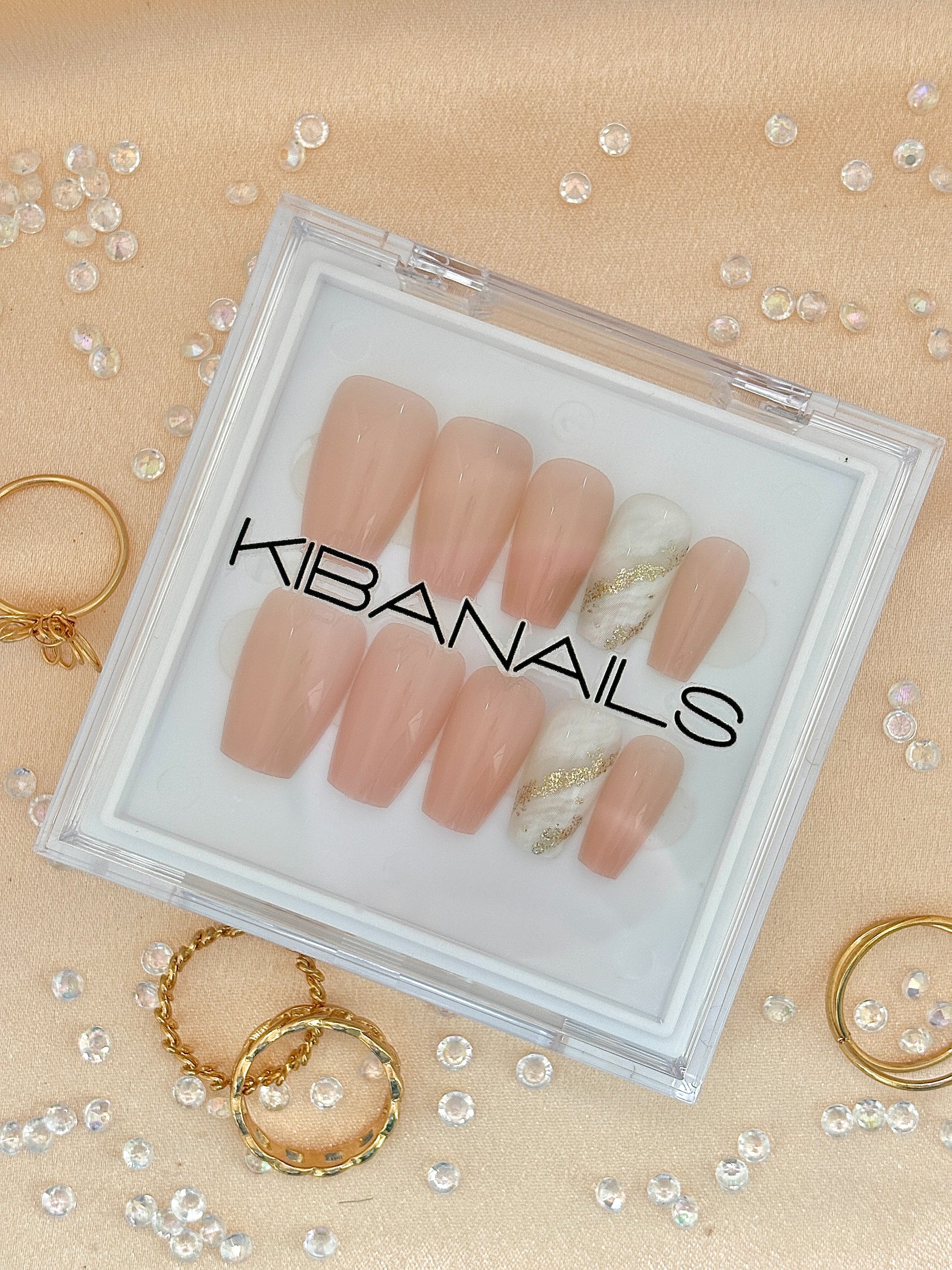 Press-On Nails Soft Marmor