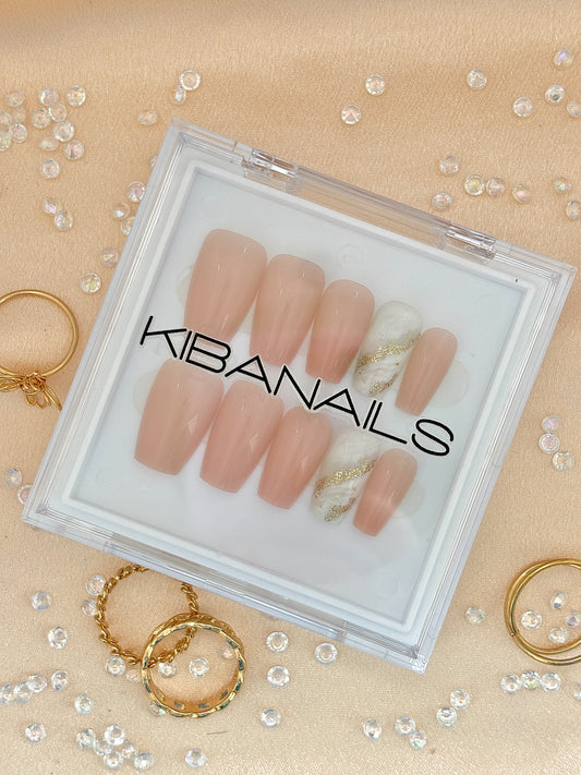 Press-On Nails Soft Marmor