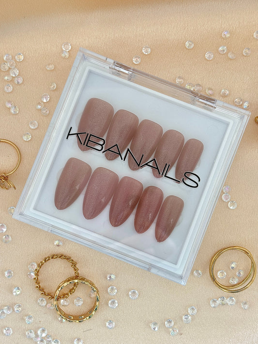 Press-On Nails Blush Opal