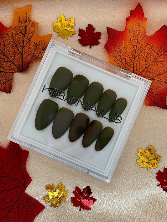 Press-On Nails Forest Moss