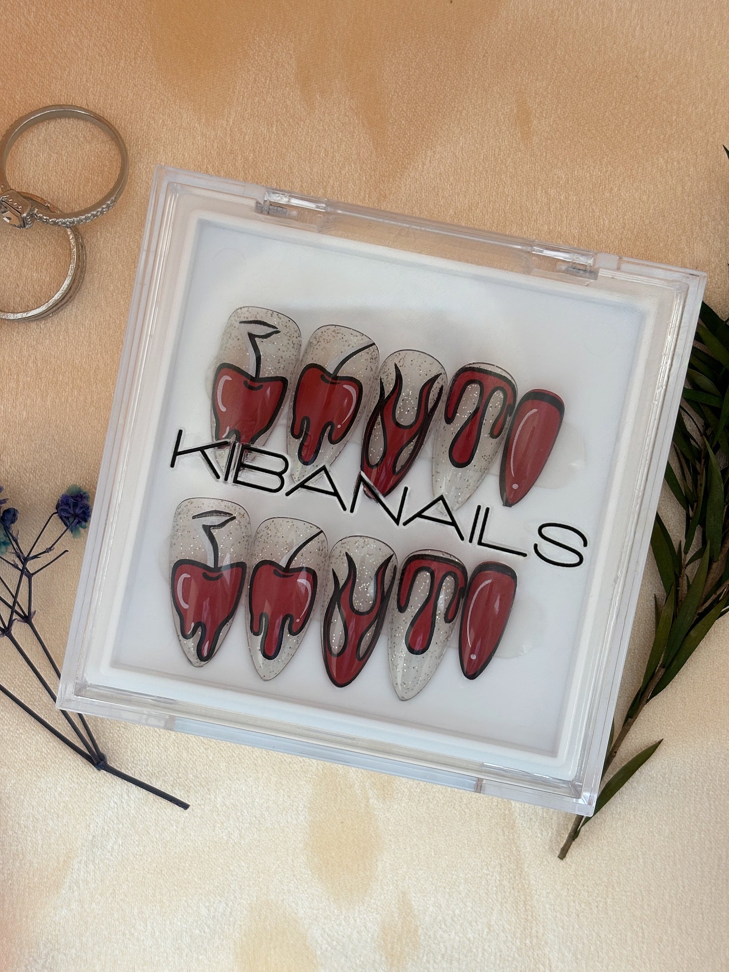 Press-On Nails Hot Cherry