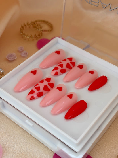 Press-On Nails Pink Hearts