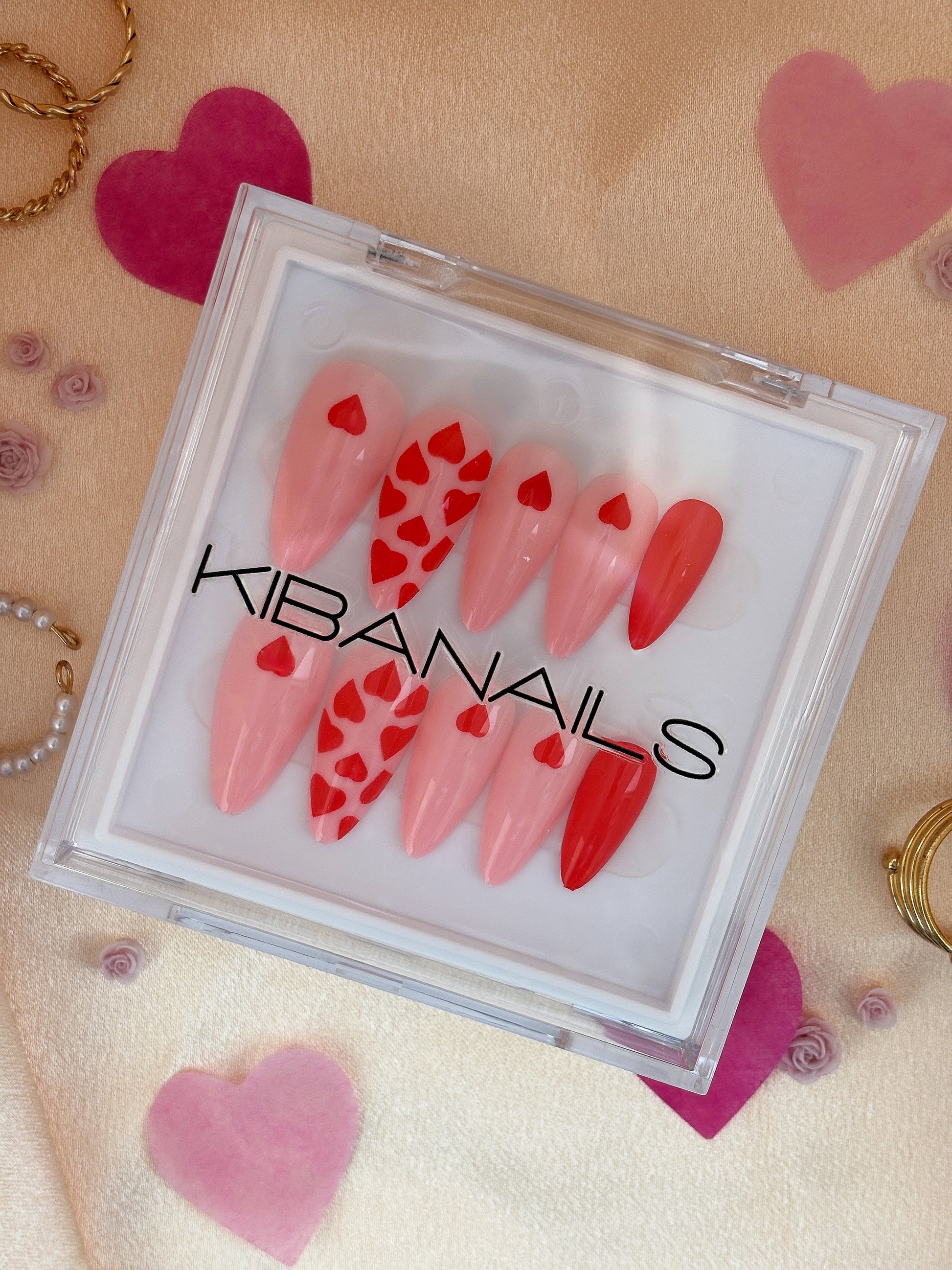 Press-On Nails Pink Hearts