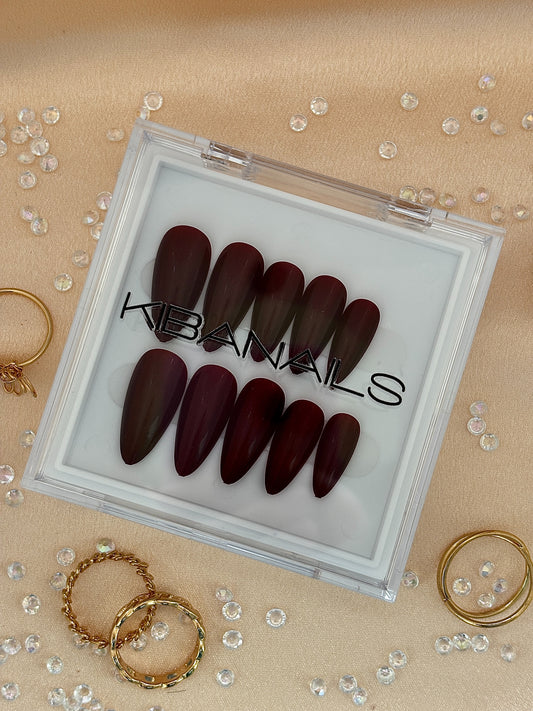 Press-On Nails Stiletto Blood Red